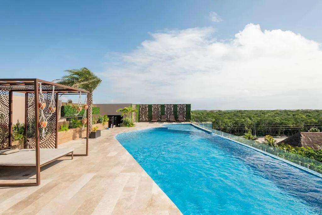 Penthouse Retreat Private Pool & Premium Amenities Apartment Tulum